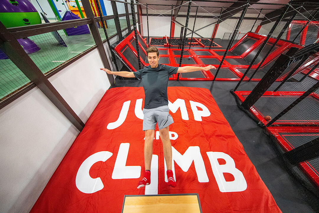 Trampolinhalle in Hof: Diese spektakulären Attraktionen gibt es im "Jump &amp; Climb"