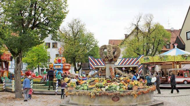 Die Heiligenstadter Kirchweih war herbstlich geschmückt. Fotos: fra-press