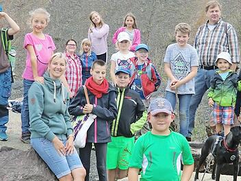 Die Hälfte der Strecke ist geschafft, aber alle Kinder sind noch voller Tatendrang.  Foto: Ludwig Biener