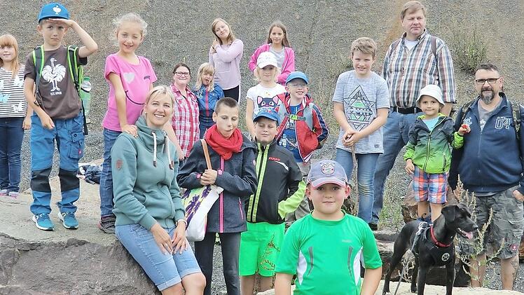 Die Hälfte der Strecke ist geschafft, aber alle Kinder sind noch voller Tatendrang.  Foto: Ludwig Biener