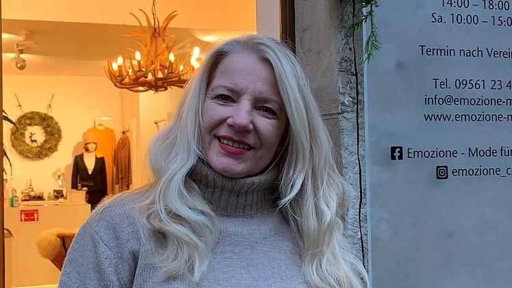 Steffi Cestone, Ladenbesitzerin