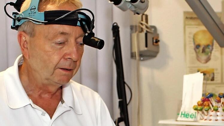 Der Hals-Nase-Ohren-Arzt Dr. Winfried Goertzen hilft seit 30 Jahren kleinen und großen, jungen und alten Patienten.