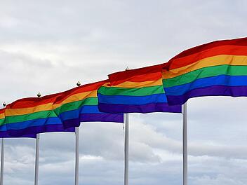 Kinder aus Regenbogenfamilien habe keine Einbußen in ihrer Entwicklung.