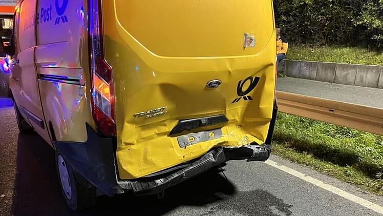 Frohnlach: Autounfall mit Totalschaden auf B303