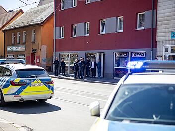 T&auml;ter nach &Uuml;berfall auf N&uuml;rnberger Spielhalle fl&uuml;chtig