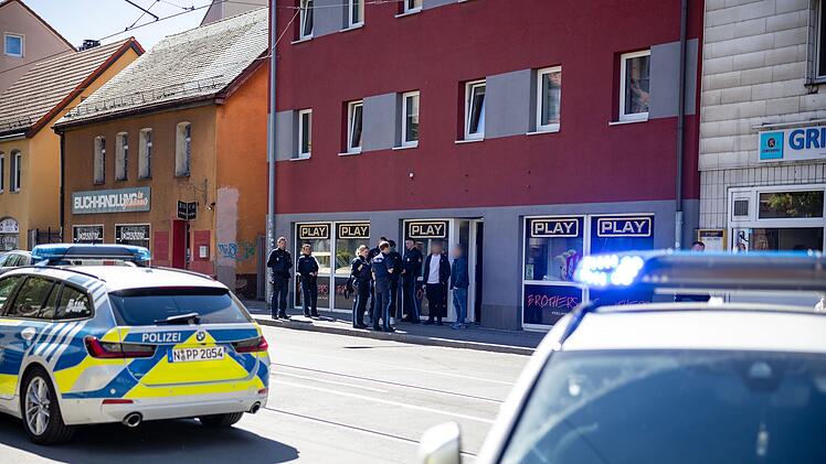 T&auml;ter nach &Uuml;berfall auf N&uuml;rnberger Spielhalle fl&uuml;chtig