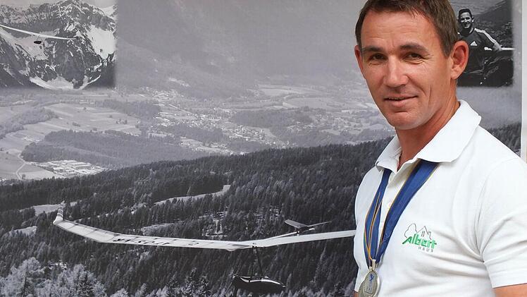 In Frankreich war der Franke erfolgreich: Norbert Kirchner, frisch gekürter Vizeweltmeister.  Foto: Drachenfliegerclub Hammelburg