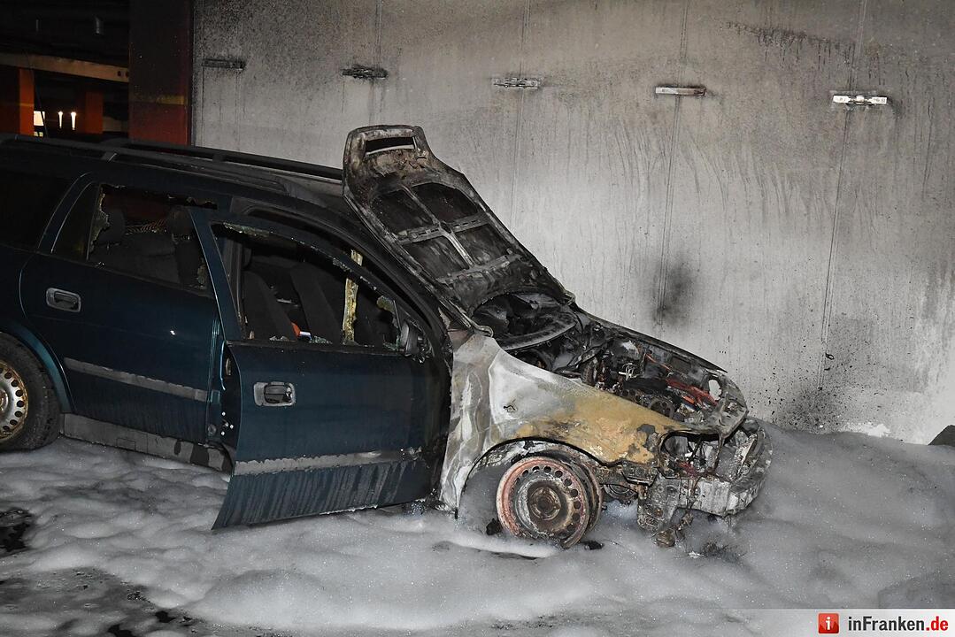 Brand in Tiefgarage in Bamberg - Hotel evakuiert