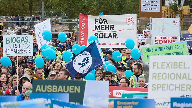 Demonstration f&uuml;r Erneuerbare Energien