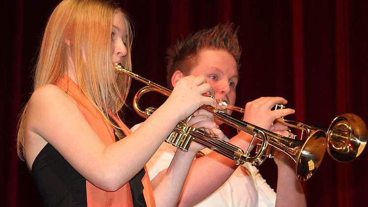 Das Ensemble in b eröffneten mit "Trumpet Tune" von Henry Purcell den Konzertabend