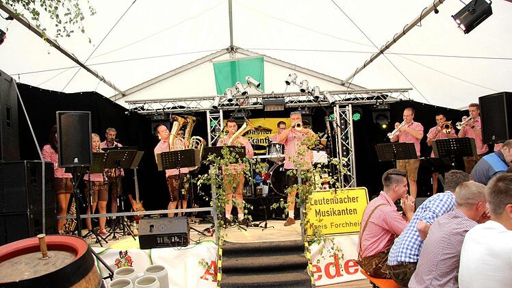 Impressionen von der Großenseebacher Kirchweih  Foto: Richard Sänger