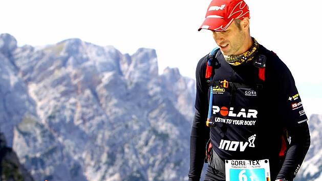 Jan Mueller bei seiner Teilnahme am Transalpine-Run 2010 auf der Wei&szlig;lahnscharte (Italien)  Foto: Sportograf