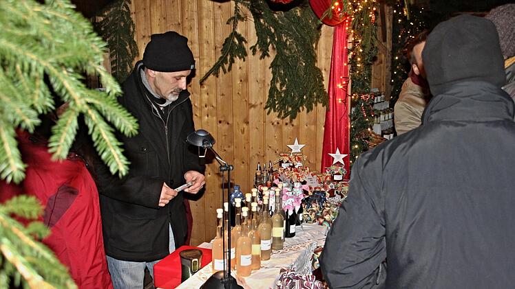 Angeboten wurden auch Spirituosen.Helmut Will