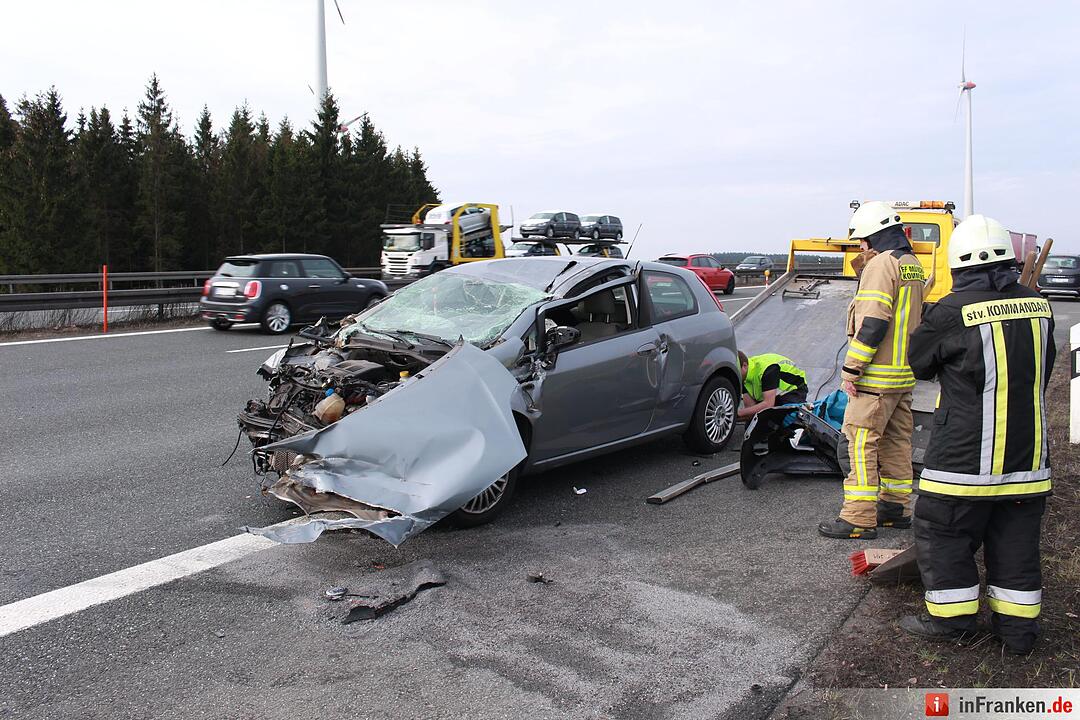 Überholmanöver endet in Verkehrsunfall auf der A9