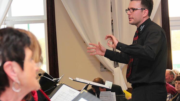 MGV-Dirigent Claus Keller Foto: Johanna Blum