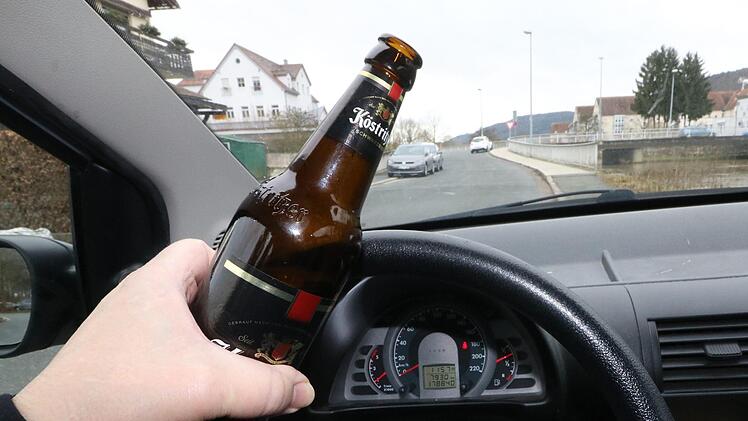 Was tun, wenn einem der Führerschein und der Autoschlüssel wegen Trunkenheit abgenommen wurde? Ins Auto setzen und zur Polizei fahren, ist keine gute Idee.