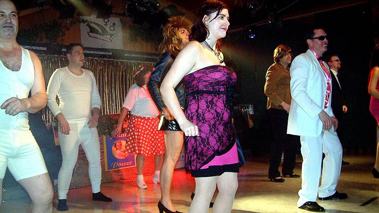 In Zell hat der Elferrat traditionsgemäß seinen eigenen Auftritt