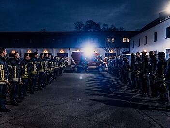Erlangen: Feuerwehrmann wird mit besonderer Aktion verabschiedet