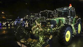 In Kulmbach durfte die beliebte Lichterfahrt der Traktoren stattfinden.