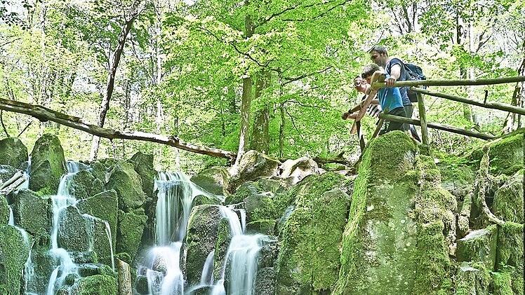 Wandern an der Teufelsmühle in der bayerischen Rhön