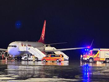 Gl&uuml;ck im Ungl&uuml;ck f&uuml;r Flugreisende: Maschine gelingt sicher Landung trotz defekter Landeklappen