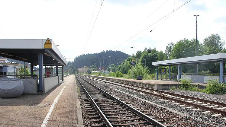 Impressionen vom Bahnhof Pressig-Rothenkirchen - aufgenommen im Mai 2018. Foto: Andreas Schmitt