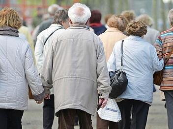 Die Generation Ü65 wird in den nächsten Jahren weiter zulegen.  Foto: Arne Dedert/dpa