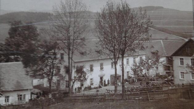 Es war ein stattliches Anwesen, das Gut mit Brauerei des Johann Adam Eck. Nach seinem pl&ouml;tzlichen Tod durch Ertrinken wurde es von den Erben gnadenlos zerschlagen. Foto: privat