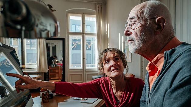 Gerade ältere Mitmenschen fällt es oft nicht ganz leicht, mit dem Stand der technischen Entwicklungen mitzuhalten.