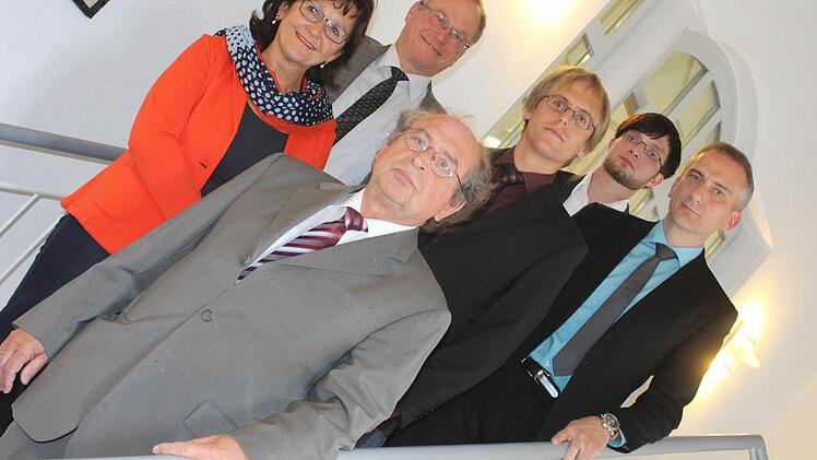 Die neuen Stadträte (von links) Maria Brehm, Martin Oberle, Norbert Bechstein, Bernd Herberger, Philip Häs und Alexander Schulz.  Fotos: shx.