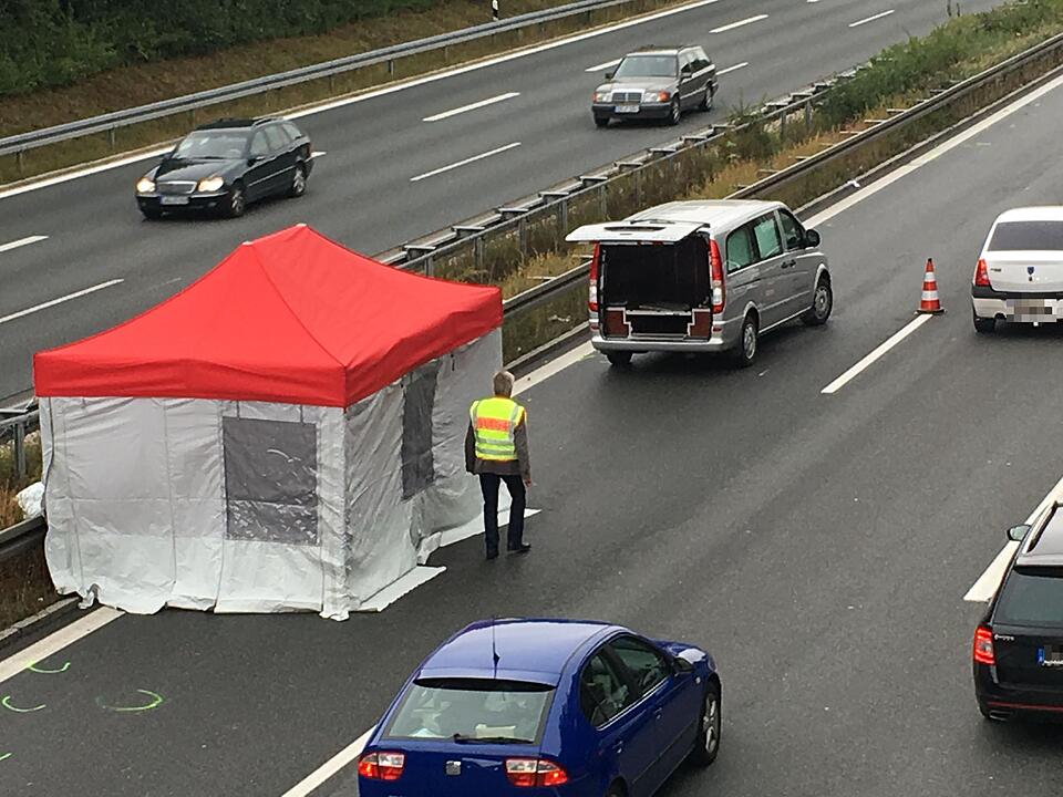 Verkehrschaos nach Leichenfund - Kilometerlanger Stau auf der A73 bei Erlangen