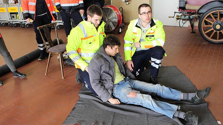 Manuelle Reanimation gehört für die HvOs zur grundlegenden Ausbildung. Foto: Julia Raab