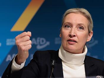 Weidel legt Deutschland-Plan der AfD offen - CSU spricht von "Höhepunkt des Irrsinns"