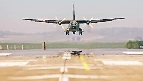 Eine Transall landet in Giebelstadt. Foto: Patrik Böhmer