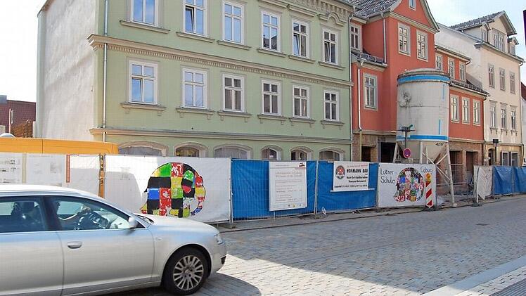 Hier am Albertsplatz soll ein weiterer Magnet in der Ketschenvorstadt entstehen. Im Gespräch ist unter anderem eine Markthalle. Foto: Helke Renner