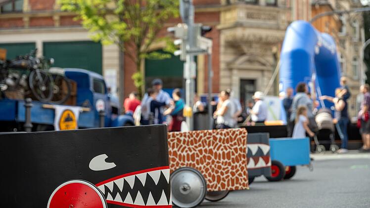 Coburg feiert Revival von legend&auml;rem Seifenkistenrennen - die sch&ouml;nsten Bilder