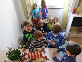 Diese Grundschulkinder haben bereits einen Platz in der Mittagsbetreuung der Gangolfschule ergattert.  Foto: Barbara Herbst (Archiv)