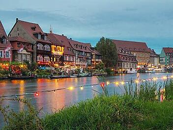 Ein lauer Sommerabend in "Klein-Venedig": Auch manchen Nebenfluss des Mains, etwa die Regnitz in Bamberg, hat Harald Metzger erkundet.
