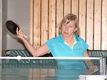 Beim 7:7 zwischen der TS Kronach und dem SC Haßlach gewann die Kronacherin Margit Bayer (Bild) zwei Einzel und das Doppel mit Manuela Heim.  Foto: Hans Franz