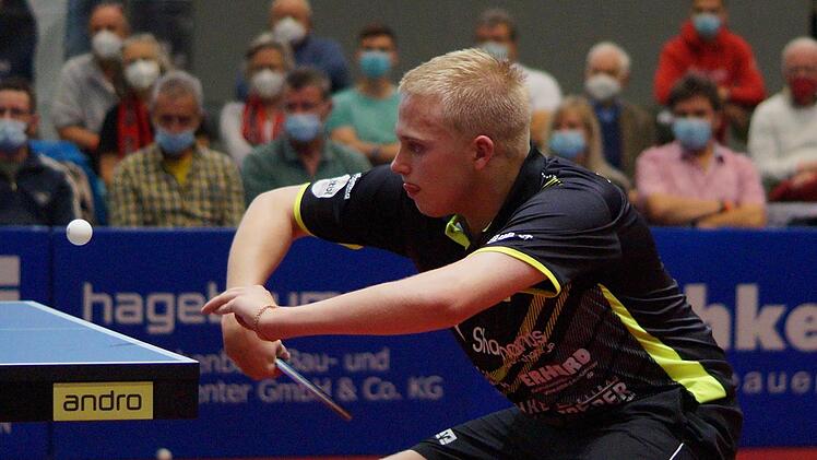 In den Herzen der Fans ist der Bad K&ouml;nigshofer Tischtennisspieler Maksim Grebnev gelandet, er gewann vor kurzem bei der U19-WM im Doppel die Goldmedaille.