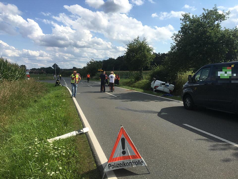 Fahrradfahrerin stirbt bei Unfall in Zirndorf