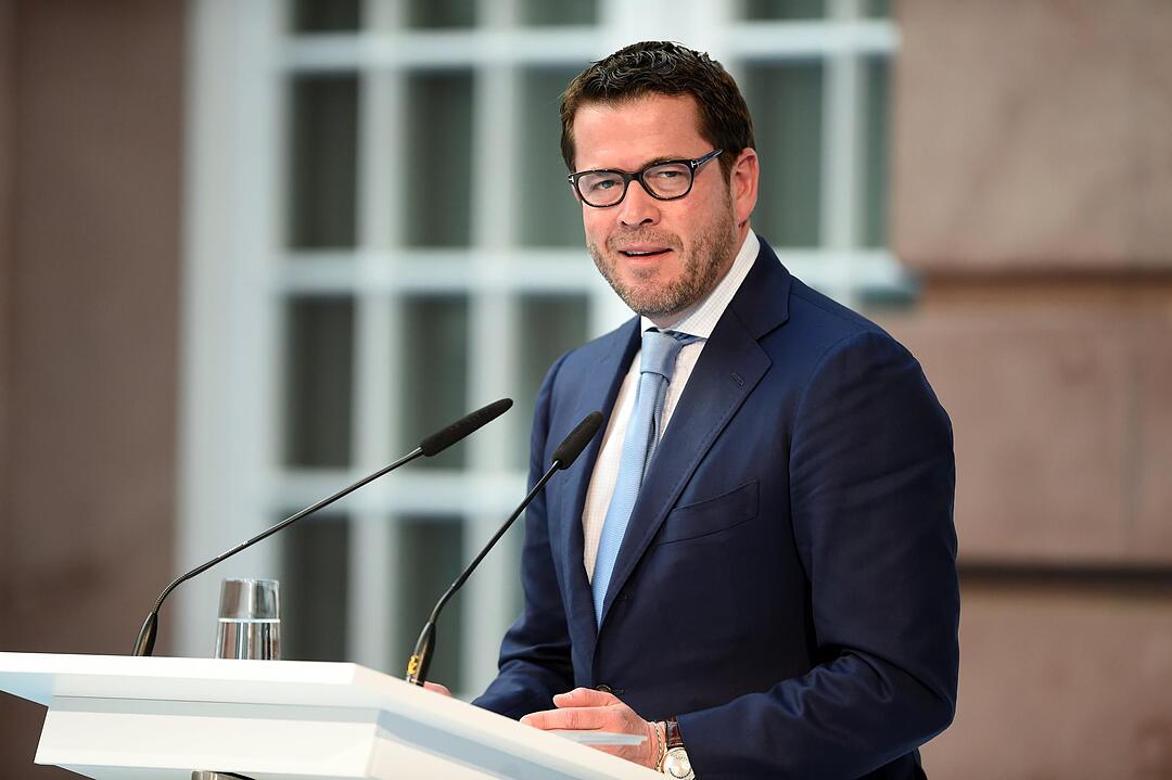 Karl-Theodor zu Guttenberg: Politiker, Prominenter, Symbolfigur.