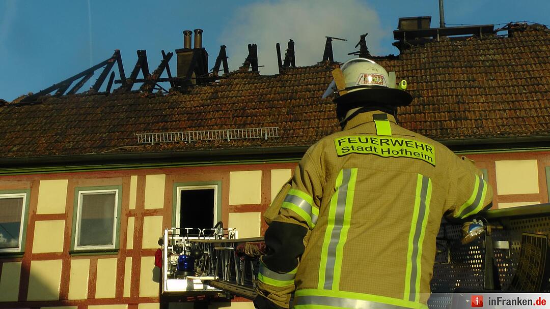 Gemeindehaus in Altenmuenster Ortskern niedergebrannt