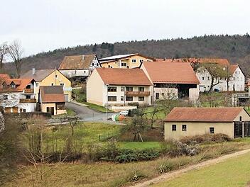 Die Kanalisation in Wolkenstein ist seit Jahren abgeschlossen, die Abwicklung der Abrechnung zieht sich hin.  Foto: Josef Hofbauer