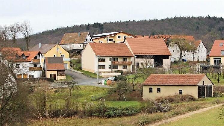 Die Kanalisation in Wolkenstein ist seit Jahren abgeschlossen, die Abwicklung der Abrechnung zieht sich hin.  Foto: Josef Hofbauer