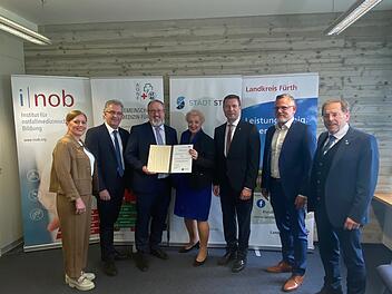 Stein: Stadt wird zu Wissenschaftsstandort - wegen Bau eines Technologietransferzentrums Stein: Stadt wird zu Wissenschaftsstandort - wegen Bau eines Technologietransferzentrums