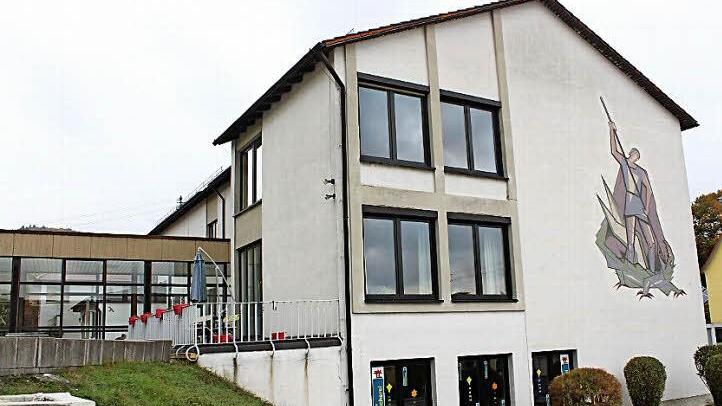 Solange die Stadt Stadtsteinach als Stabilisierungs-Gemeinde gilt, kann sie mit erhöhten Fördermitteln für eine Generalsanierung der Schule rechnen. Foto: Dagmar Besand