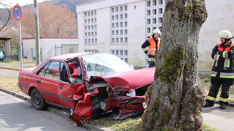 Die Ursache für den schweren Unfall  am Sonntagnachmittag  im Ängerlein ist ungeklärt. Foto: Stephan Tiroch