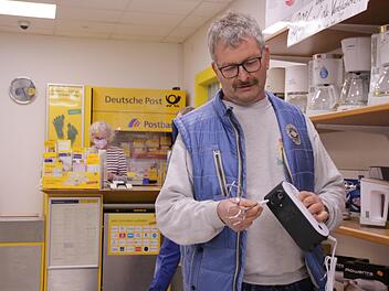 40 Jahre lang hat Dietmar Pfülb sein Elektro-Fachgeschäft am Massa-Platz geführt. Im April gibt er das Geschäft auf.