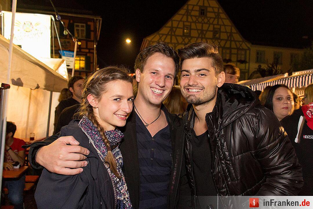 Sandkerwa: Partyfotos